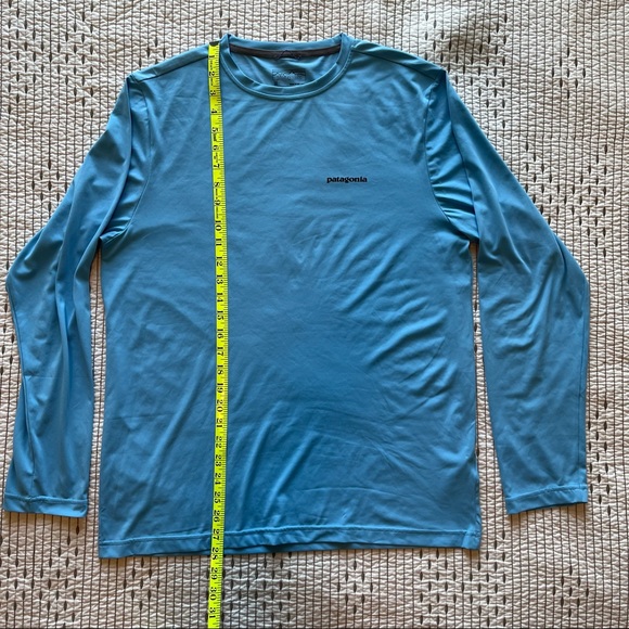 Patagonia Long-Sleeved Capilene Cool Daily Fish Graphic Shirt, Men’s Medium - Picture 8 of 8